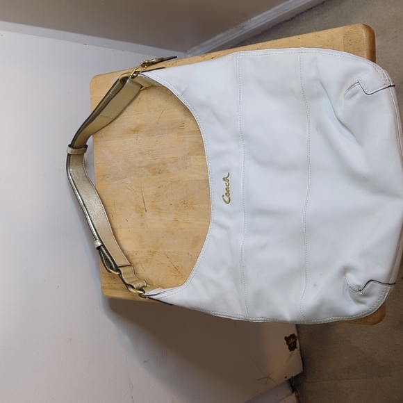 Coach Purse - Picture 4 of 6